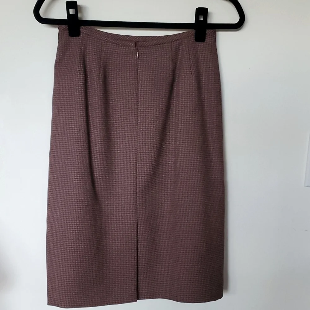 Maroon/Burgandy Le Suit 4 Petite Skirt Suit - Picture 5 of 7